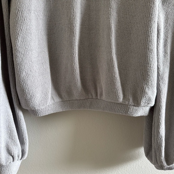 Free People Beach Gray Cropped Oversized Crewneck Sweater size Small - Picture 5 of 7
